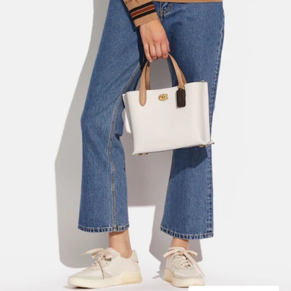 Coach - Picture 2 of 5